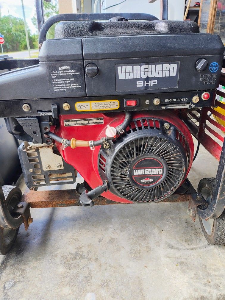 Coleman Powermate Vantage!! 4600watt!!