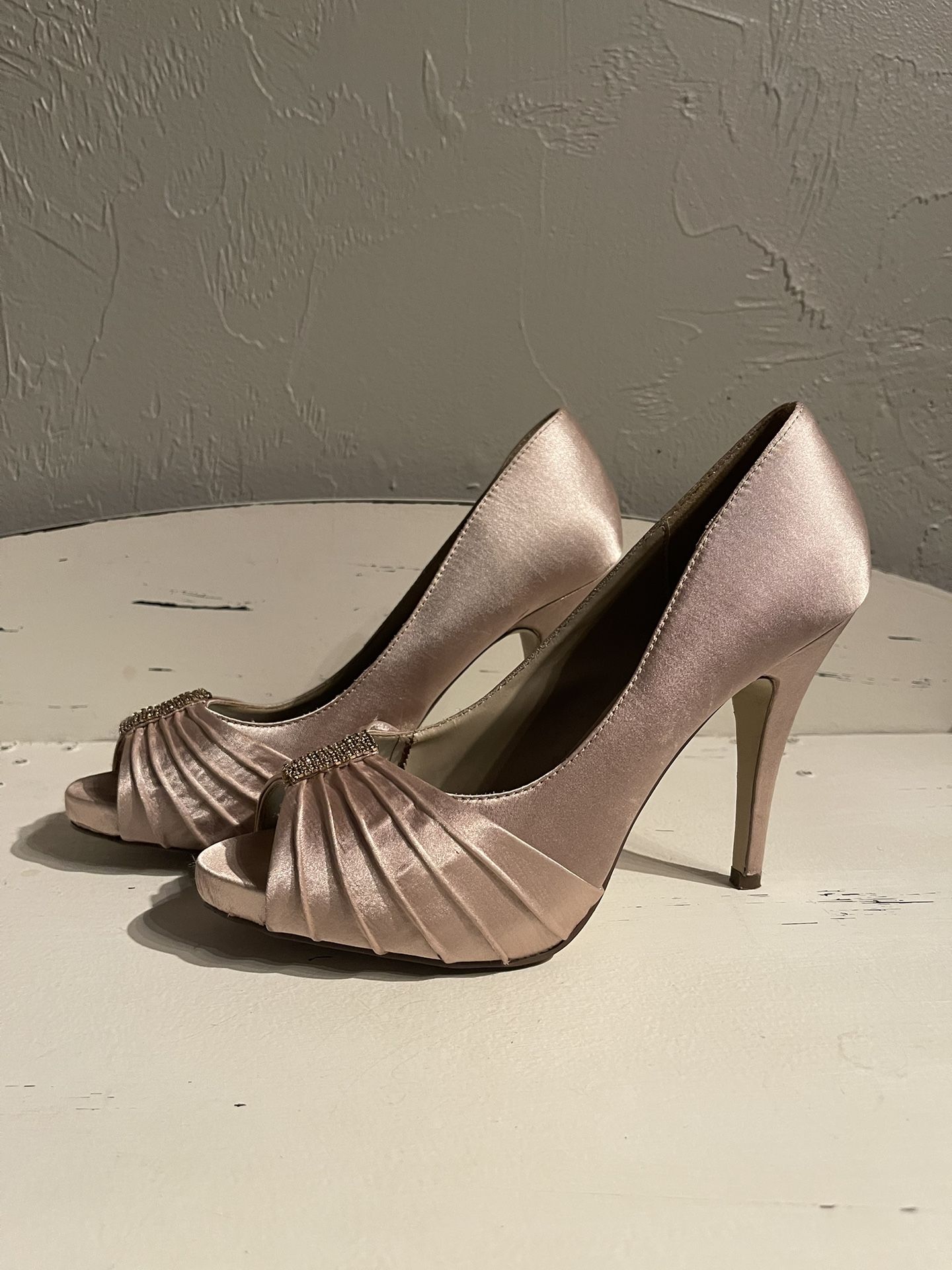 Light Beige Satin Open Toe Heels with Rhinestones Size 8.5