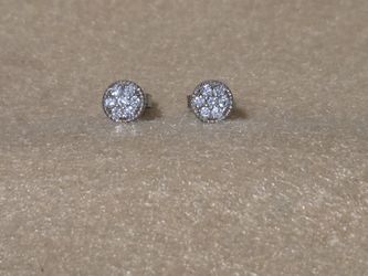 14kt White Gold .13ct Diamond Cluster Earrings