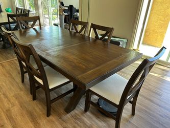 Dinning table