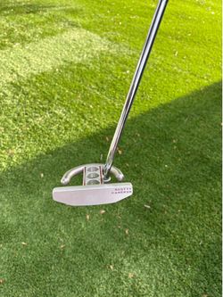 Scotty Cameron Futura Putter