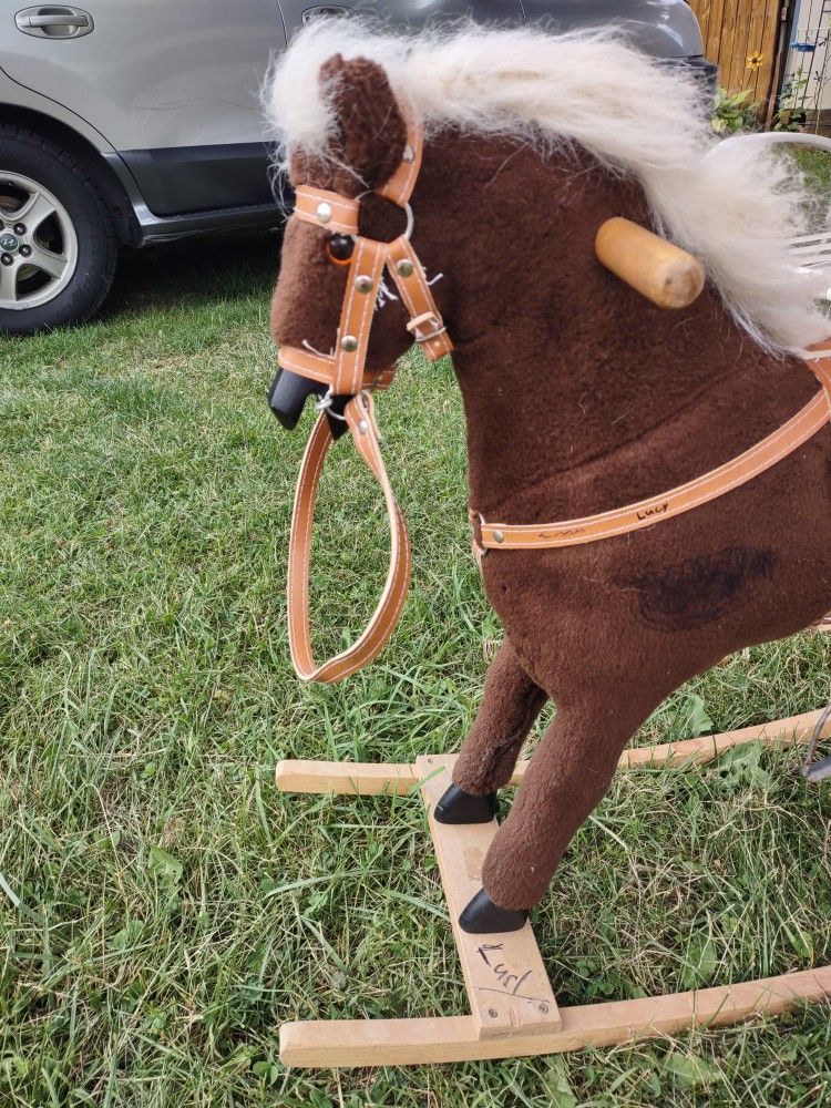 Ride On Horse, Very Heavy, Dark Brown