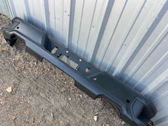 REAR BOMPER 2019-2025 CHEVROLET SILVERADO O GMC SIERRA
