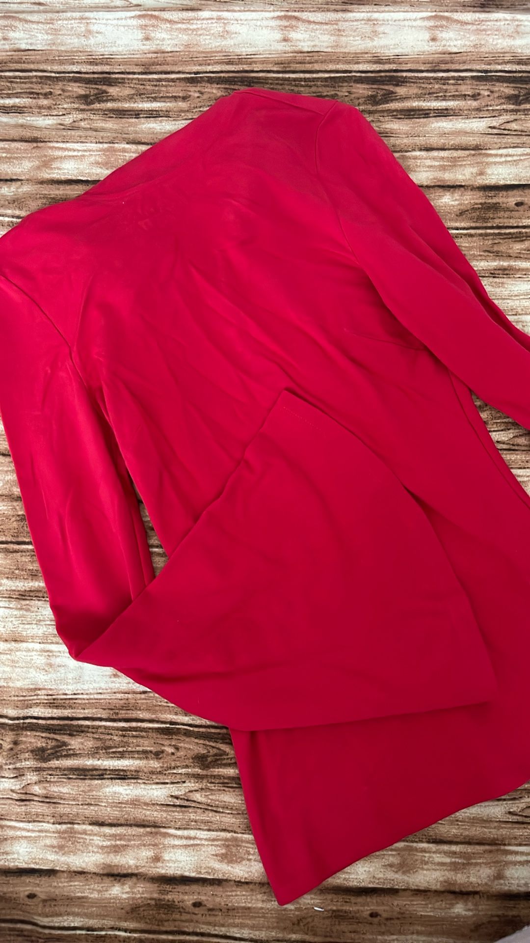 Venus T-Neck Zip Back Too W/wide bell Sleeves