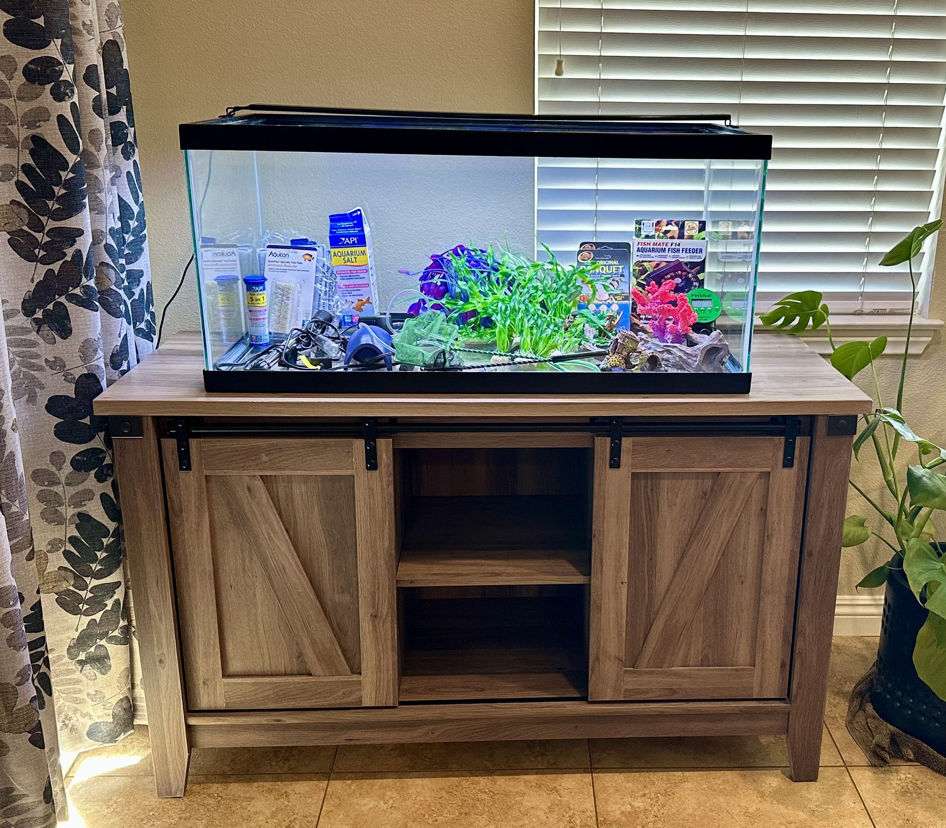 Fish tank and Stand