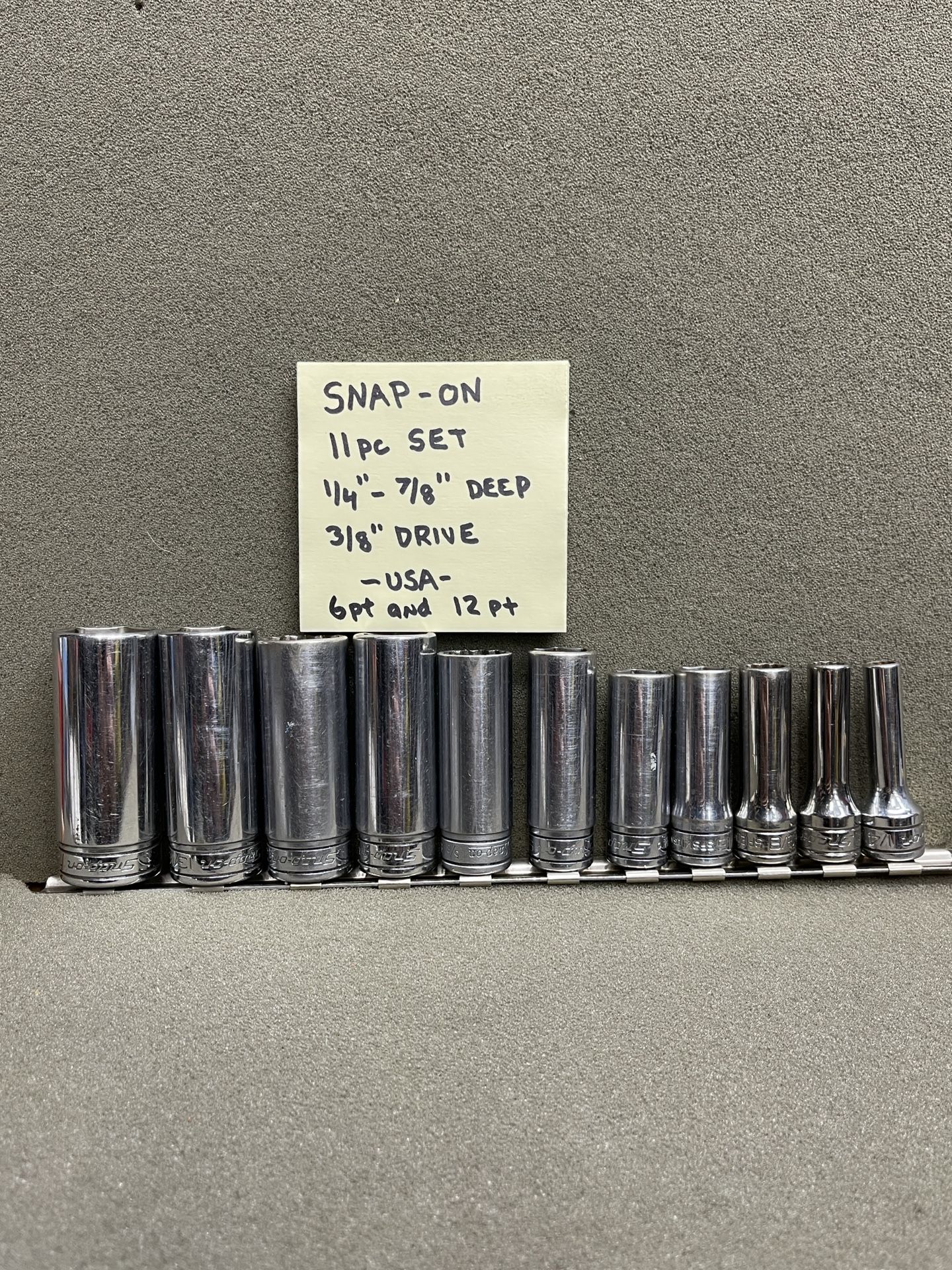 SNAP ON SFS081-SFS281 1/4" - 7/8" 3/8" Drive 11 Piece 6pt,12pt Deep Socket Set
