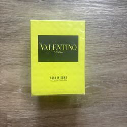 Valentino Yellow Dream Perfume