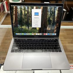 Macbook Pro 13 inch 2019 Two Thunderbolt 3 Ports Touch Bar core i5 8GB RAM 128GB SSD 