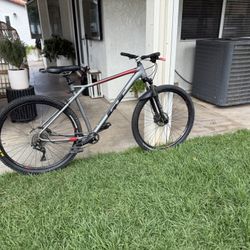 GT Avalanche 29er Suspension Mountain Bike - XL