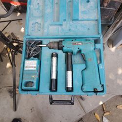 Makita Drill Set