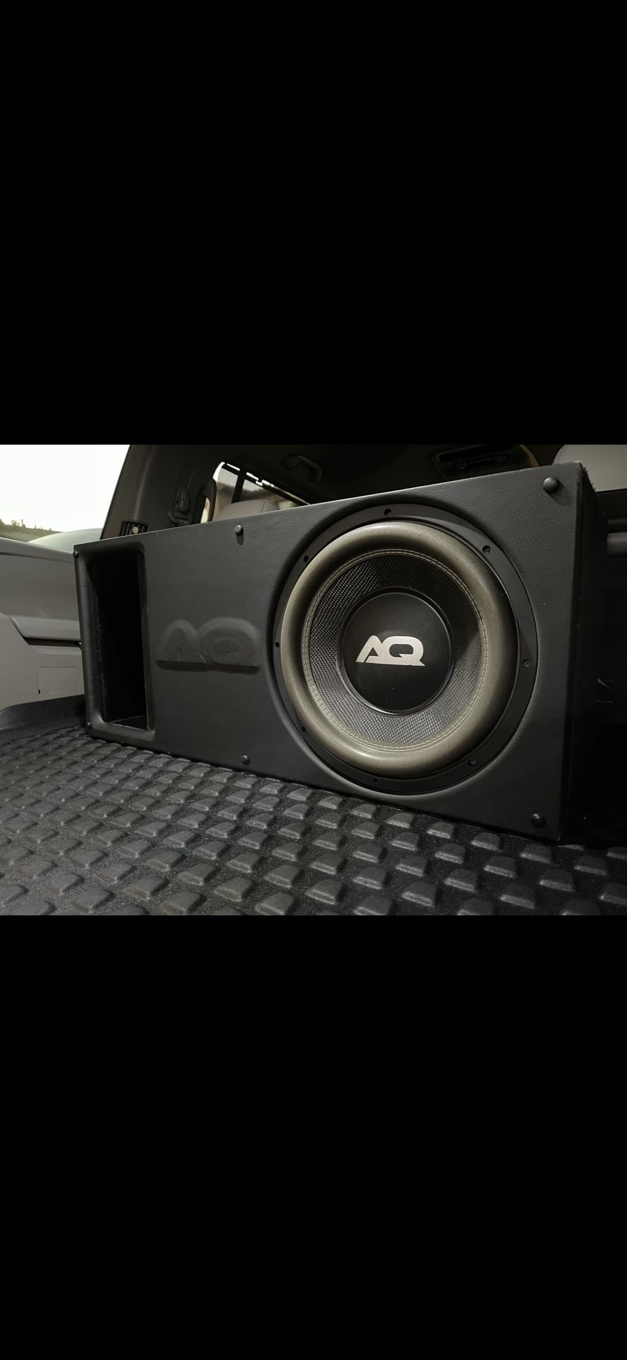 Audioque AQ HDC3 12” Subwoofer with Customized Box tuned to 35hz
