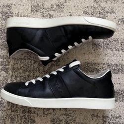 ECCO Street Lite Retro Sneaker (Womens, Black) Size 10   
