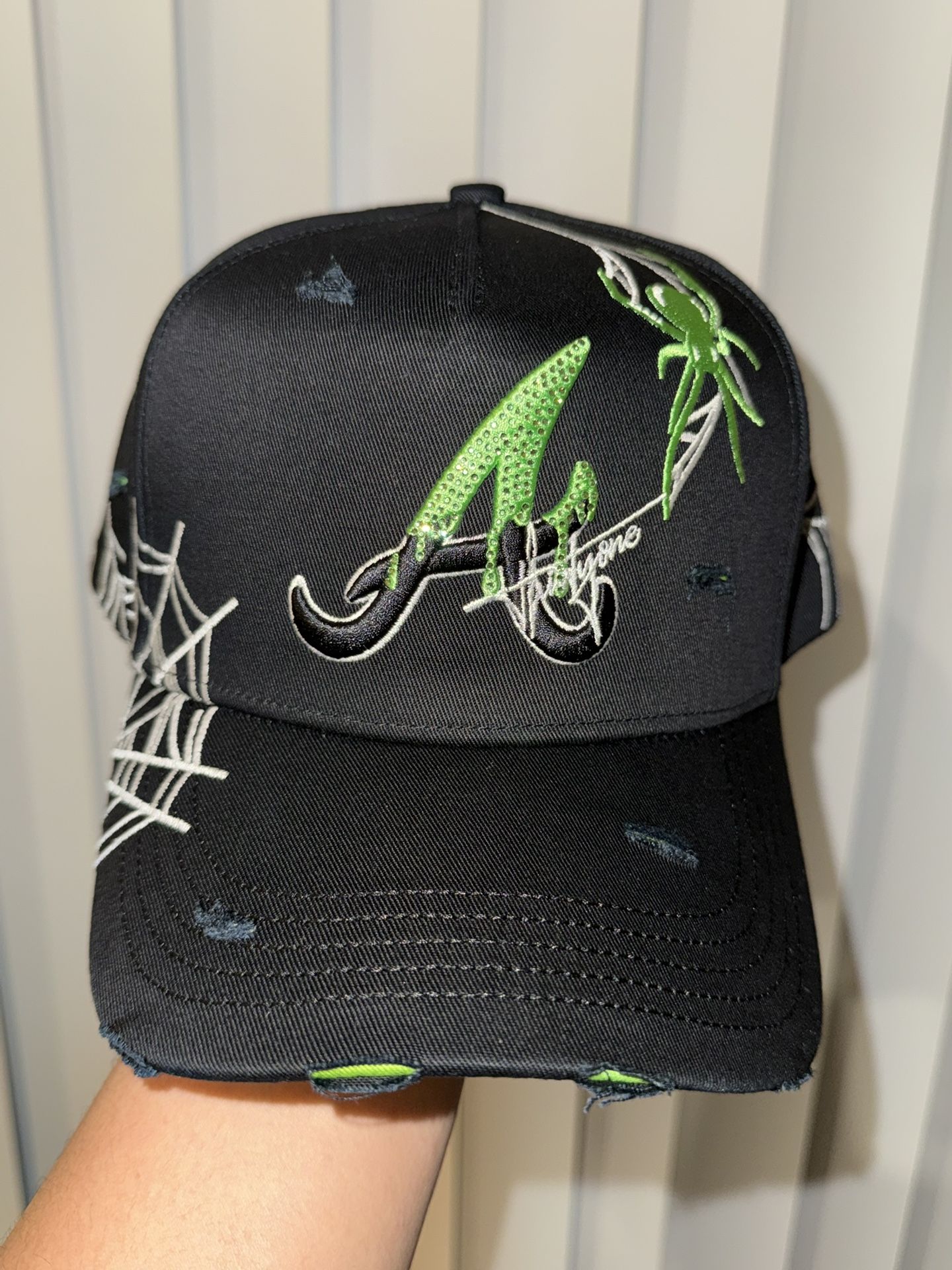 31 HATS-(ARACHNOPHOBIA)