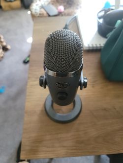 Blue Podcast Mic