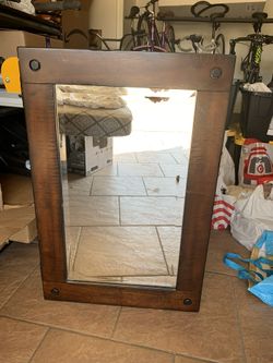 Pottery Barn Wall Mount Medicine Cabinet H 33” X 22” L. Retails For$400