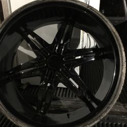 Set Of 28” Wheels , 6 Lug