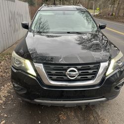 2017 Nissan Pathfinder