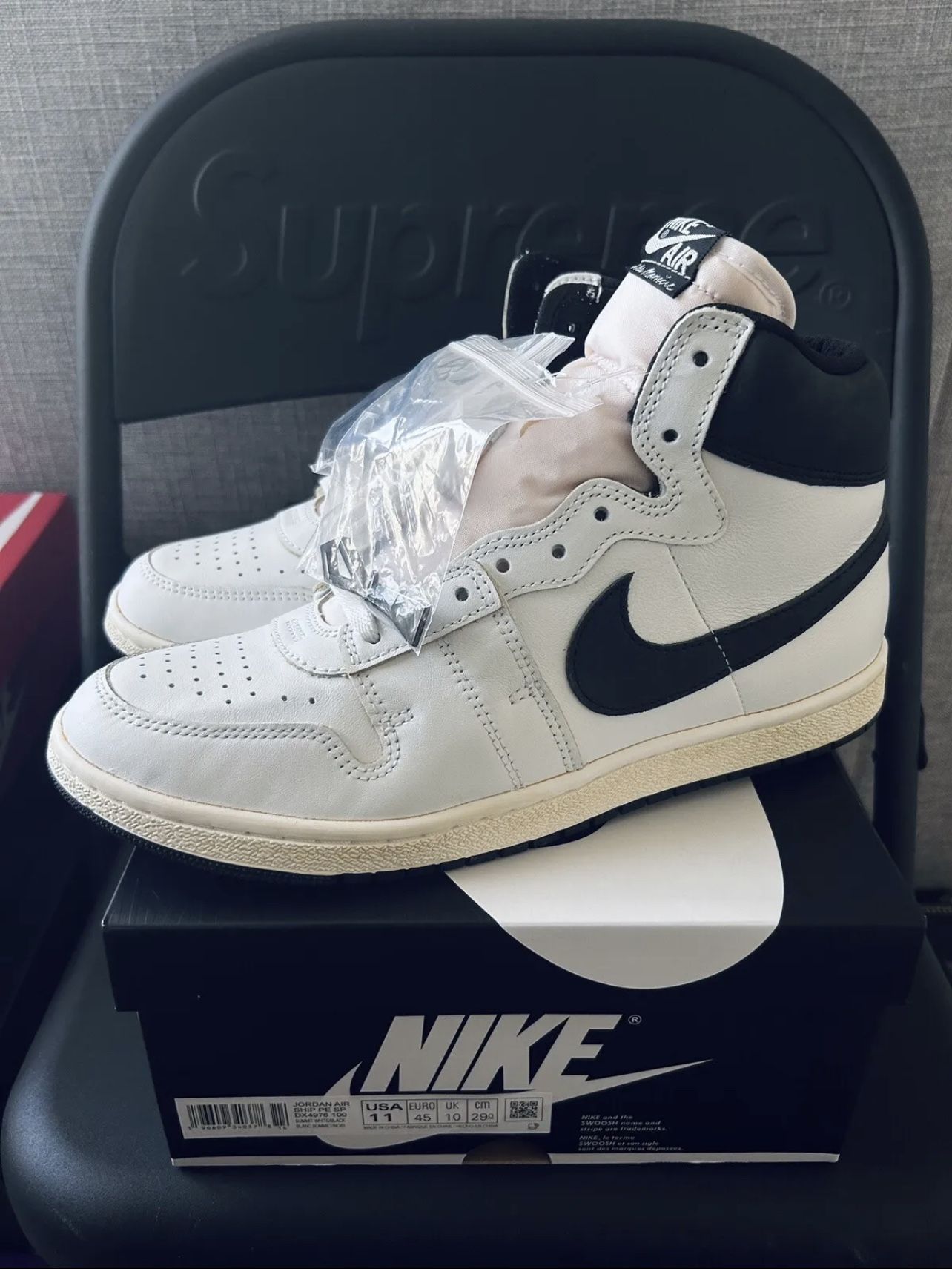 Jordan Air Ship PE SP x A Ma Maniere Summit White Black display picture 1
