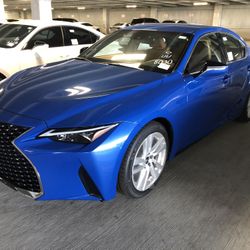 2020 Lexus IS