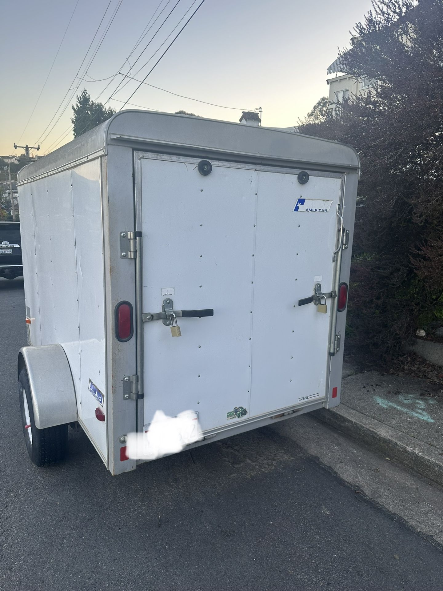 New 6x8 enclosed trailer    
