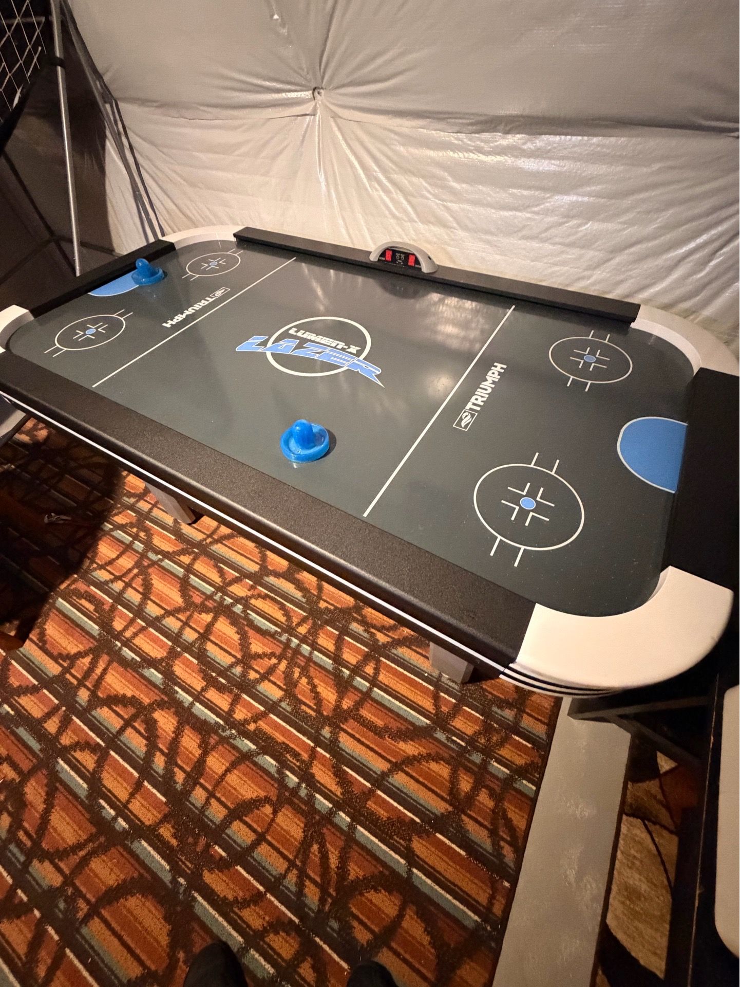 Air Hockey Table