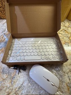 Wireless Keyboard and Mouse Combo