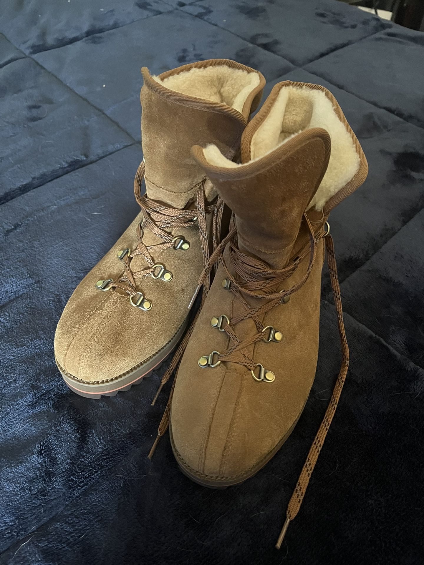 UGG Birch Lace Up Woman’s Boots