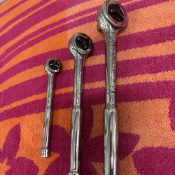 1/2, 3/8, 1/4 drive tri-wing ratchets. Made in the USA