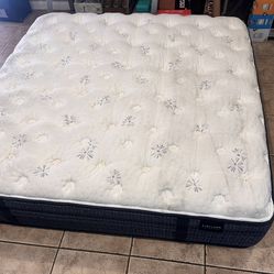 King Size Bed Mattress FREE BOXSPRINGS