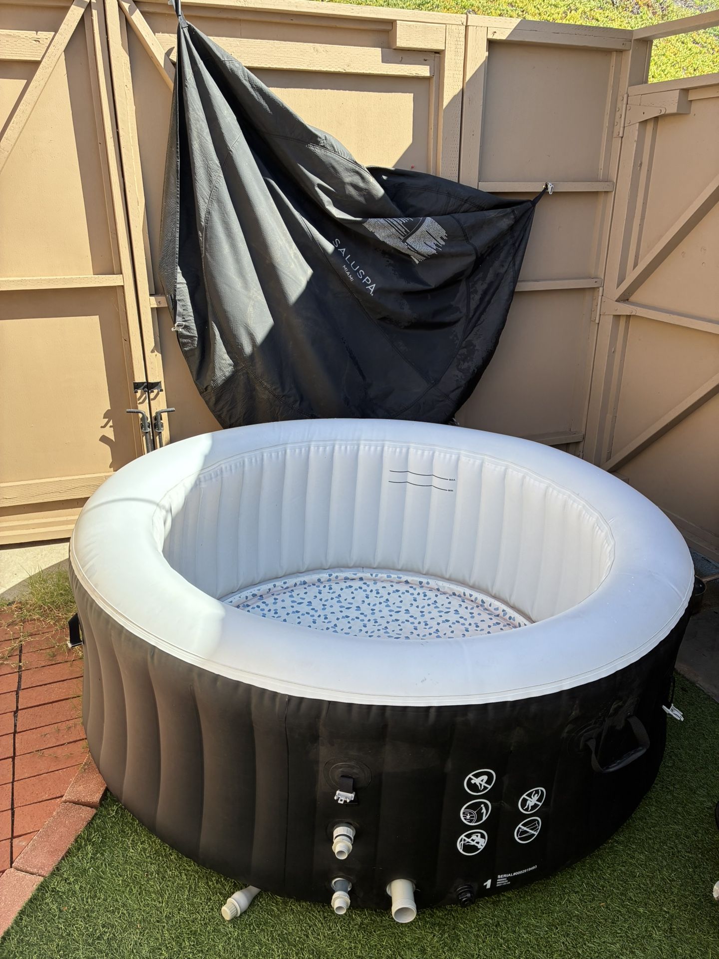 Inflatable Hot Tub- Coleman Miami