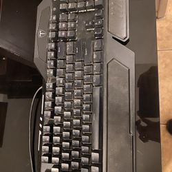 ET I-800 Mechanical RGB Gaming Keyboard