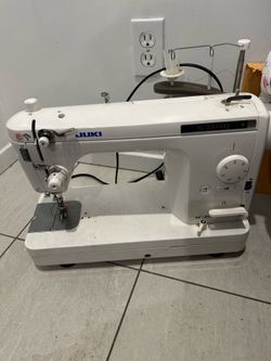 Juki TL-2010Q Sewing Machine