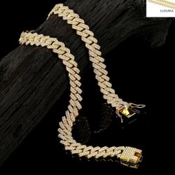[BOGO] CZ Iced out Cuban Link Chain - 18K Gold (stainless steel base)