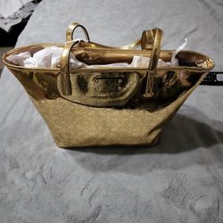 Authentic  Kate Spade Purse $90.00