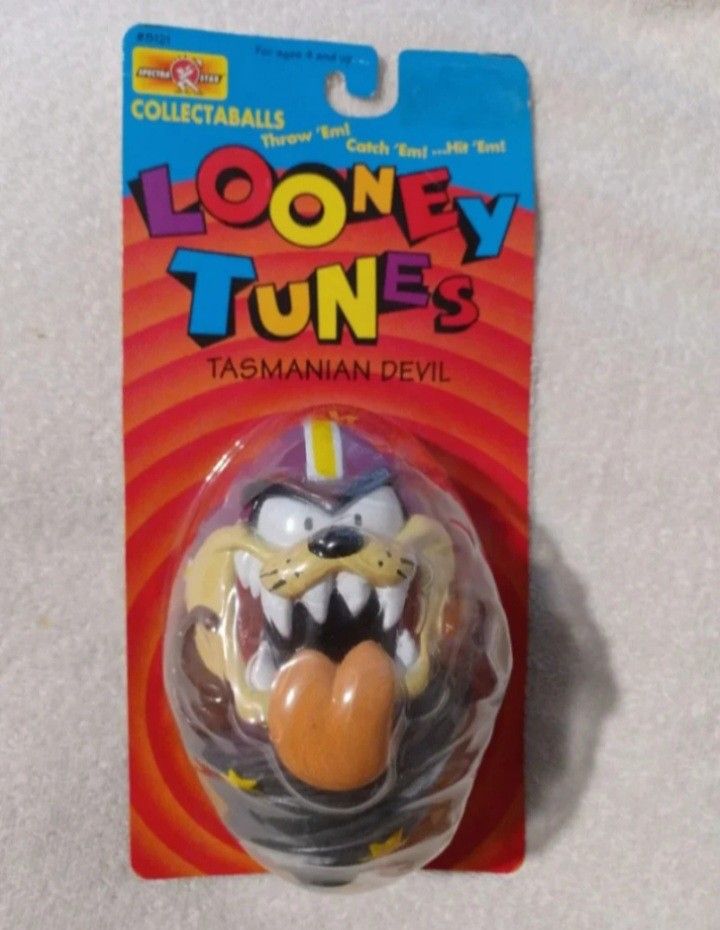 Vintage Looney tunes Tasmanian Devil collectaballs football ball