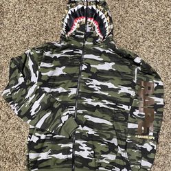 Bape Sweatshirt X-Large 
