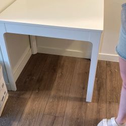 IKEA  EKEDALEN Expandable Table