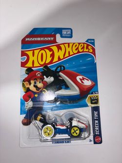 Hot Wheels Mario Kart Standard Kart Die-Cast