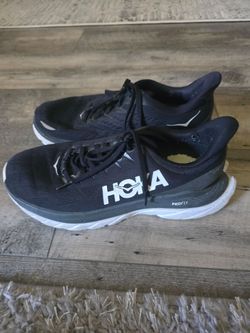 Hoka Women's Black Sneakers Size 8.5