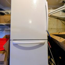 Amana 22 cu. ft. Bottom Freezer Refrigerator with Large Capacity