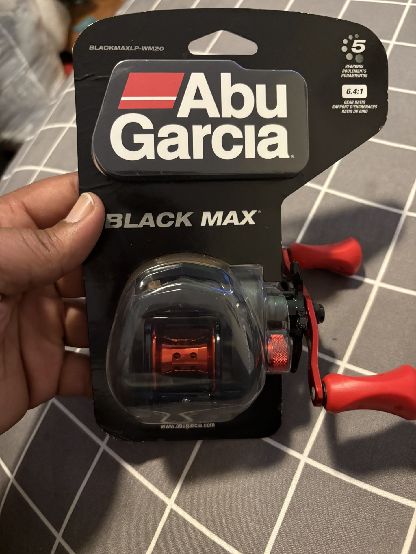 Abu Garcia Black Max Baitcaster