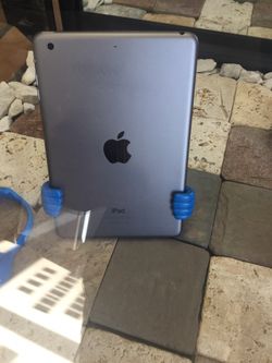iPad mini 2 130.00