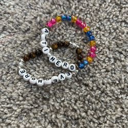 2 TAYLOR SWIFT BRACLETS