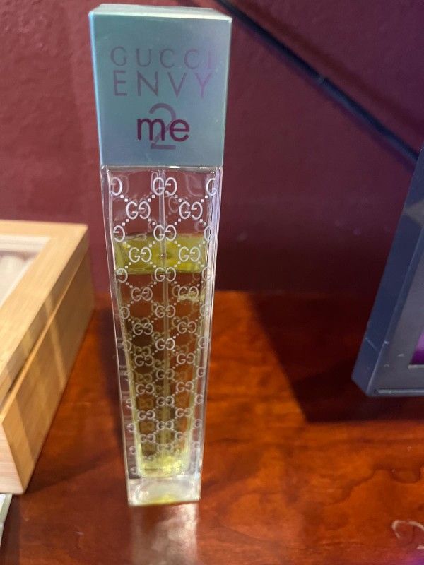 Gucci Envy 2 Me Perfume Used  3.4