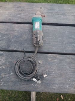 MAKITA ANGLE GRINDER