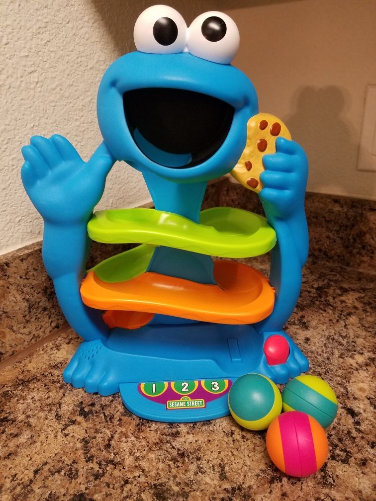 Playskool Cookie Monster Drop and Roll ( North Central SA) ((Please Read All Info))