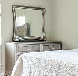 Moving Sale Champagne gold Queen Bedroom set