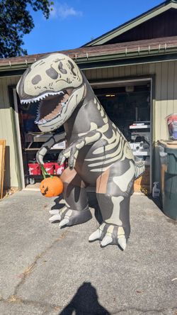 T-Rex Halloween inflatable decoration