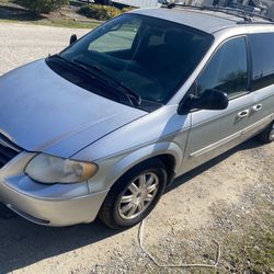2007 Chrysler Town & Country