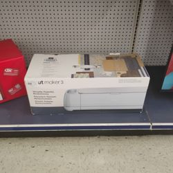 Christmas Snow White Cricket 3